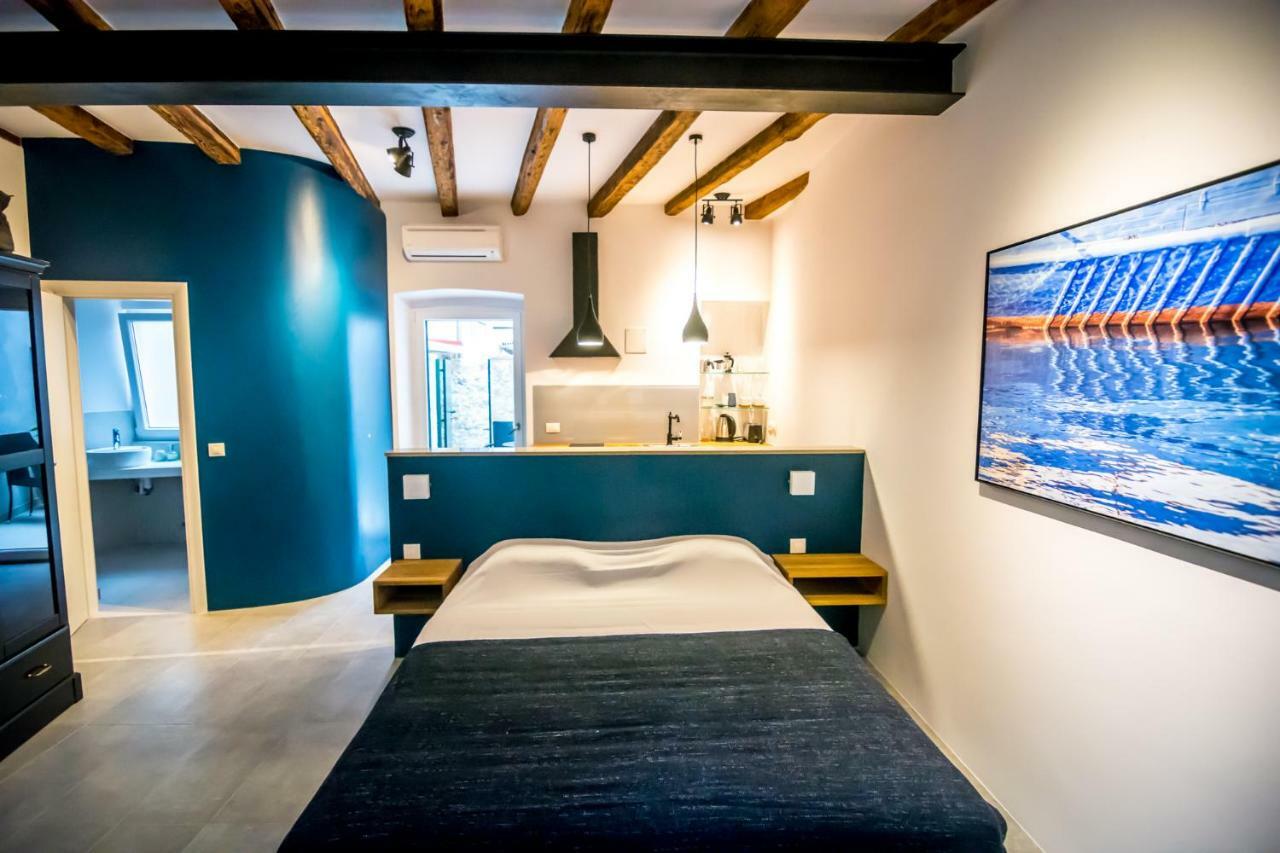 Studio Bluestone Rovinj Eksteriør bilde